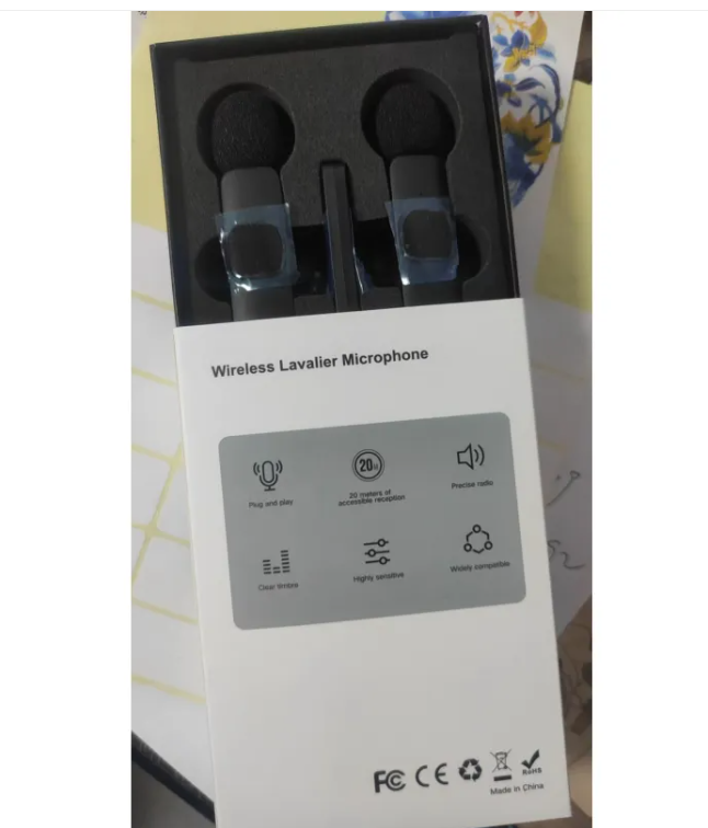 Omnidirectional Clip-On Microphone